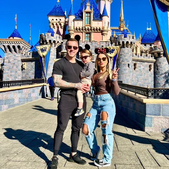 Meet your Posher, Angela - Picture 4 of 16